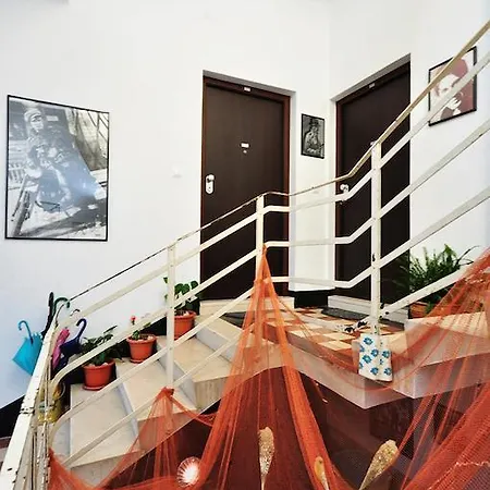 Maric Apartment *